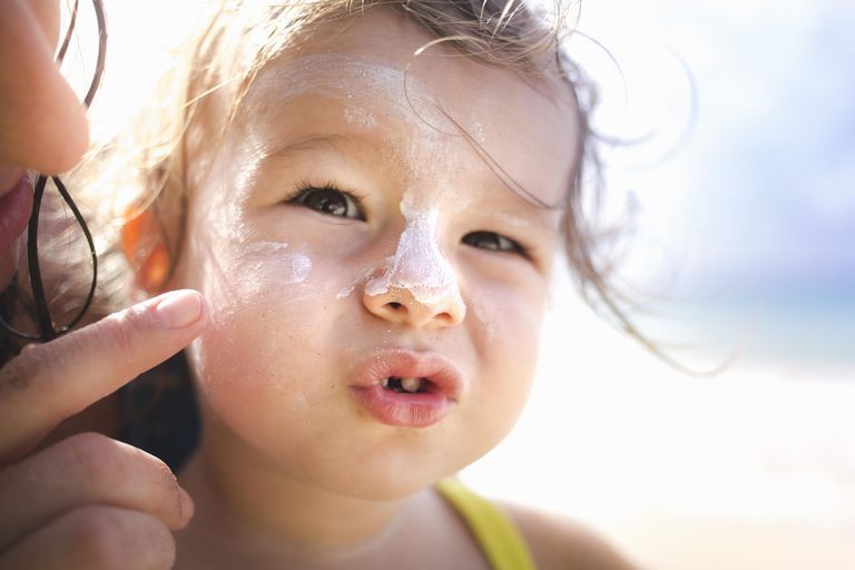 kem chống nắng cho trẻ em