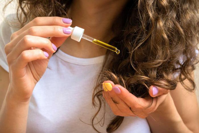4 cách làm dầu dừa dưỡng tóc tại nhà dưỡng tóc mềm mượt cực đơn giản