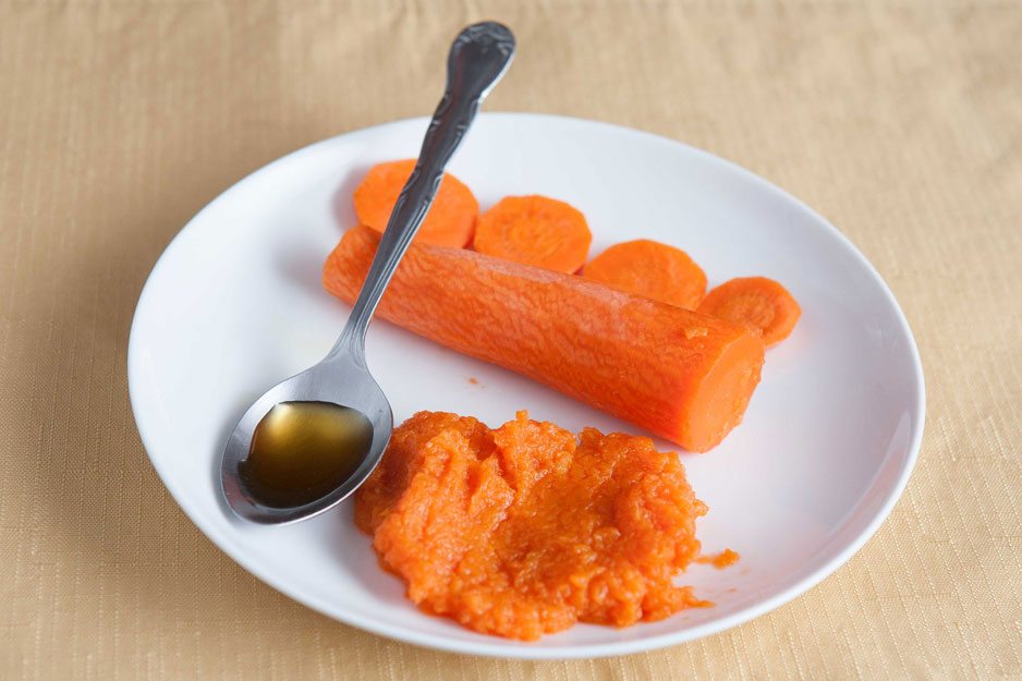 chăm sóc da nhạy cảm bằng cà rốt