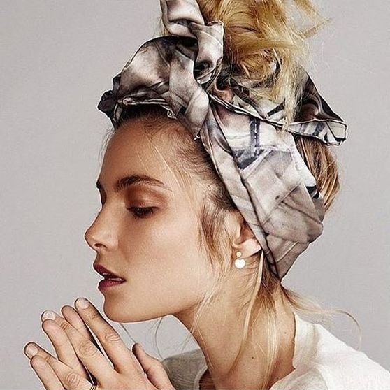 4 cách biến tấu đơn giản với khăn turban cho mái tóc thêm xinh