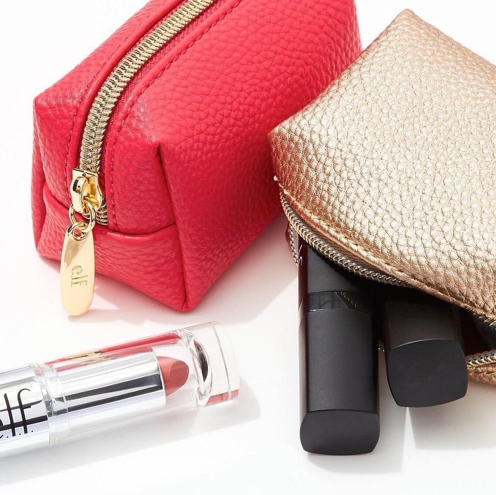 5 items nhất định phải cho vào túi makeup khi đi chơi