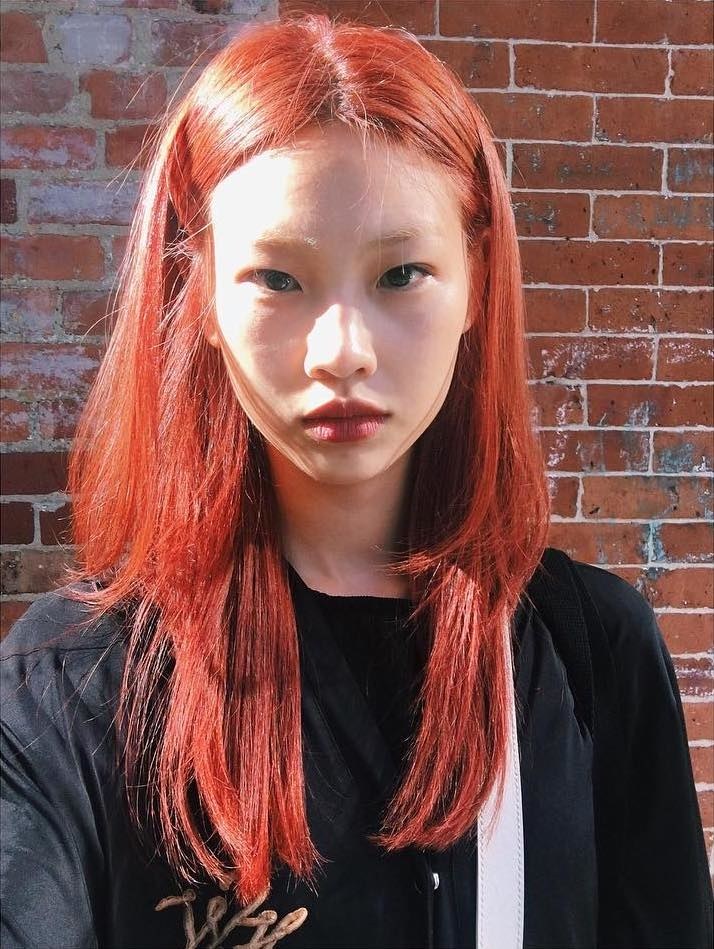 Bảng màu tóc đỏ & Màu nhuộm tóc đỏ cam, đỏ nâu đẹp nhất 2021