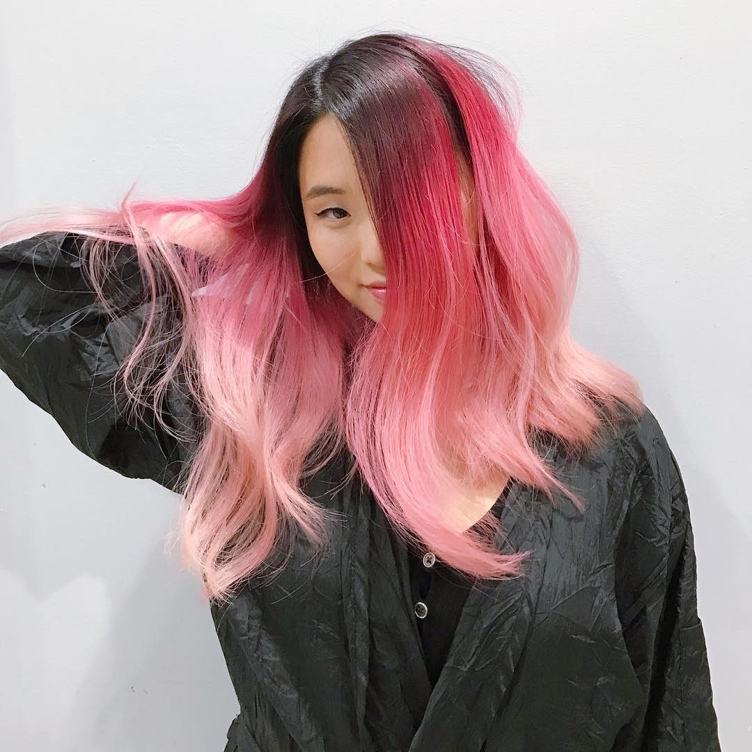 Cách pha thuốc nhuộm tóc màu hồng cực đơn giản tại nhà