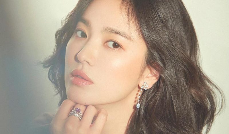 3 kiểu tóc giúp “người đẹp quốc dân” Song Hye Kyo xứ Hàn trẻ mãi không thôi
