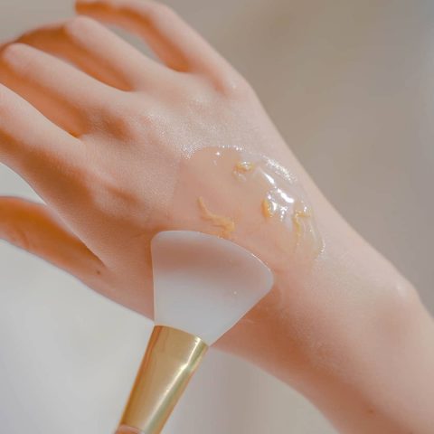 Cách trị da tay bị khô do sử dụng nước rửa tay trong mùa dịch COVID