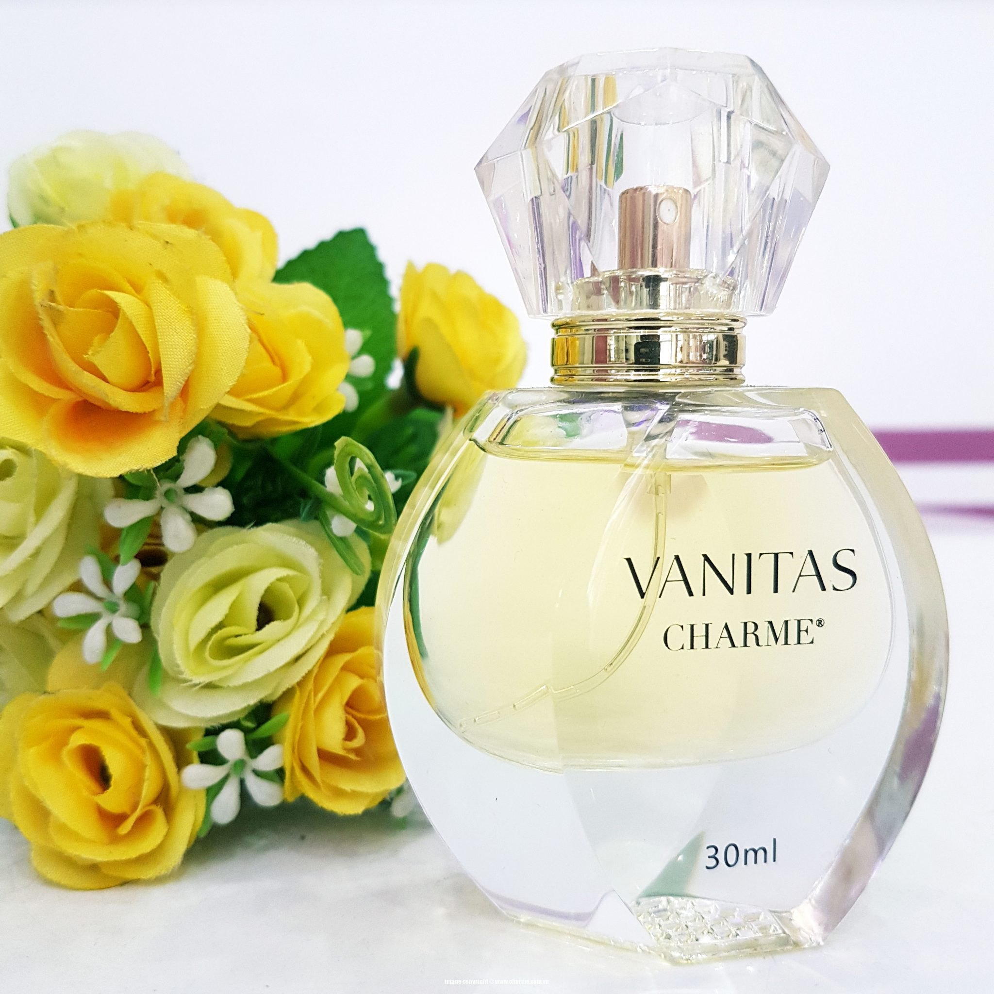 Nước hoa chính hãng Charme Vanitas nhẹ nhàng, nữ tính 