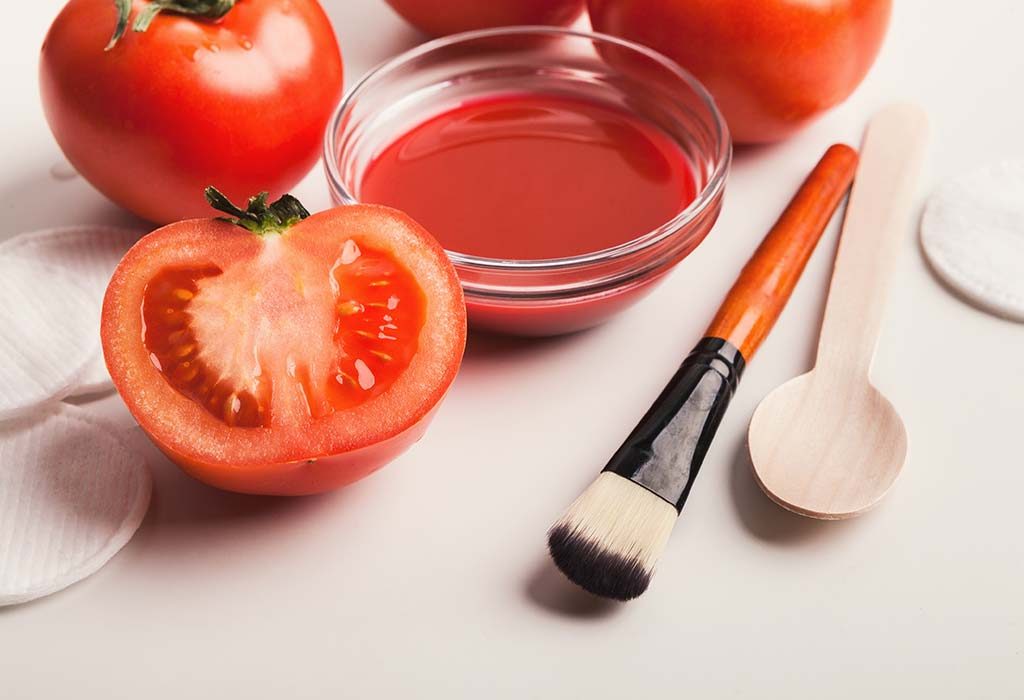 Các phương pháp tự nhiên như cà chua có thể điều trị đốm nâu trên da