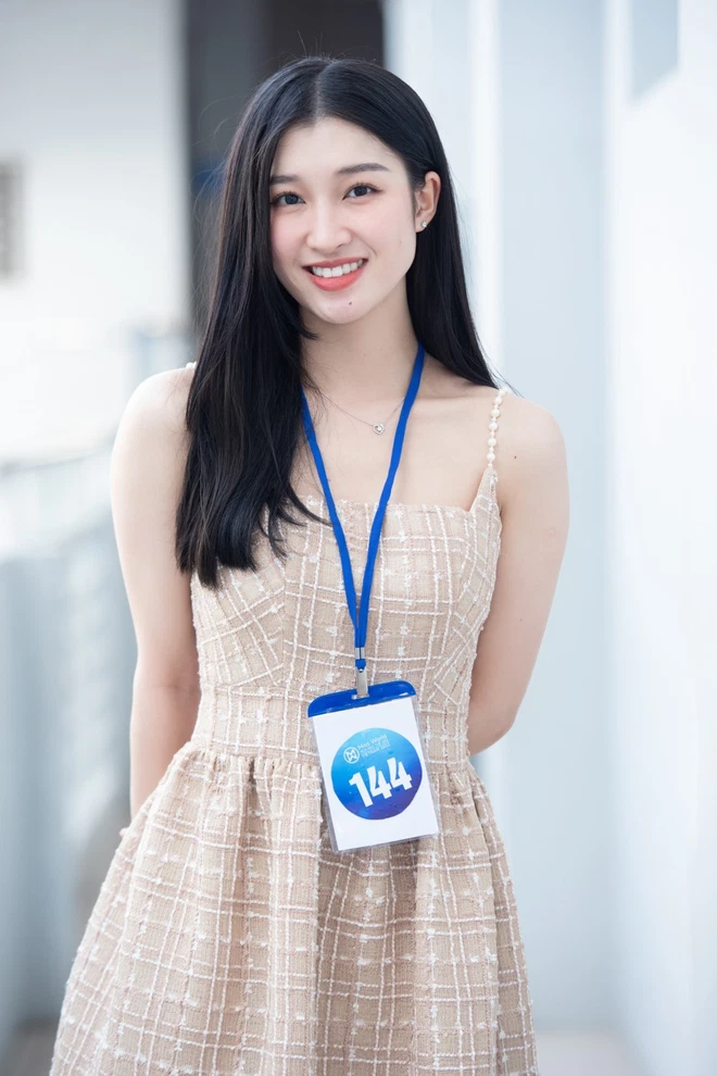 Thần tiên tỷ tỷ Nguyễn Phương Nhi gây bão Miss World Việt Nam
