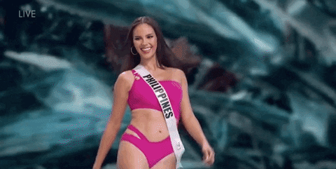 Màn rảo bước “Lava Walk” của Catriona đã trở thành màn catwalk kinh điển nhất mọi thời đại trong lịch sử cuộc thi Miss Universe