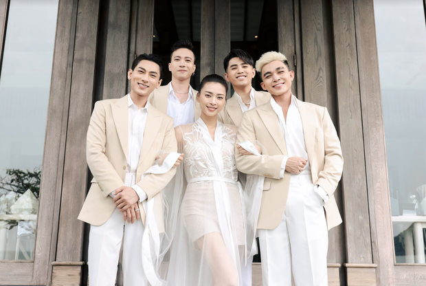 Dàn nhan sắc nhà gái Ngô Thanh Vân là nhóm nhạc 365