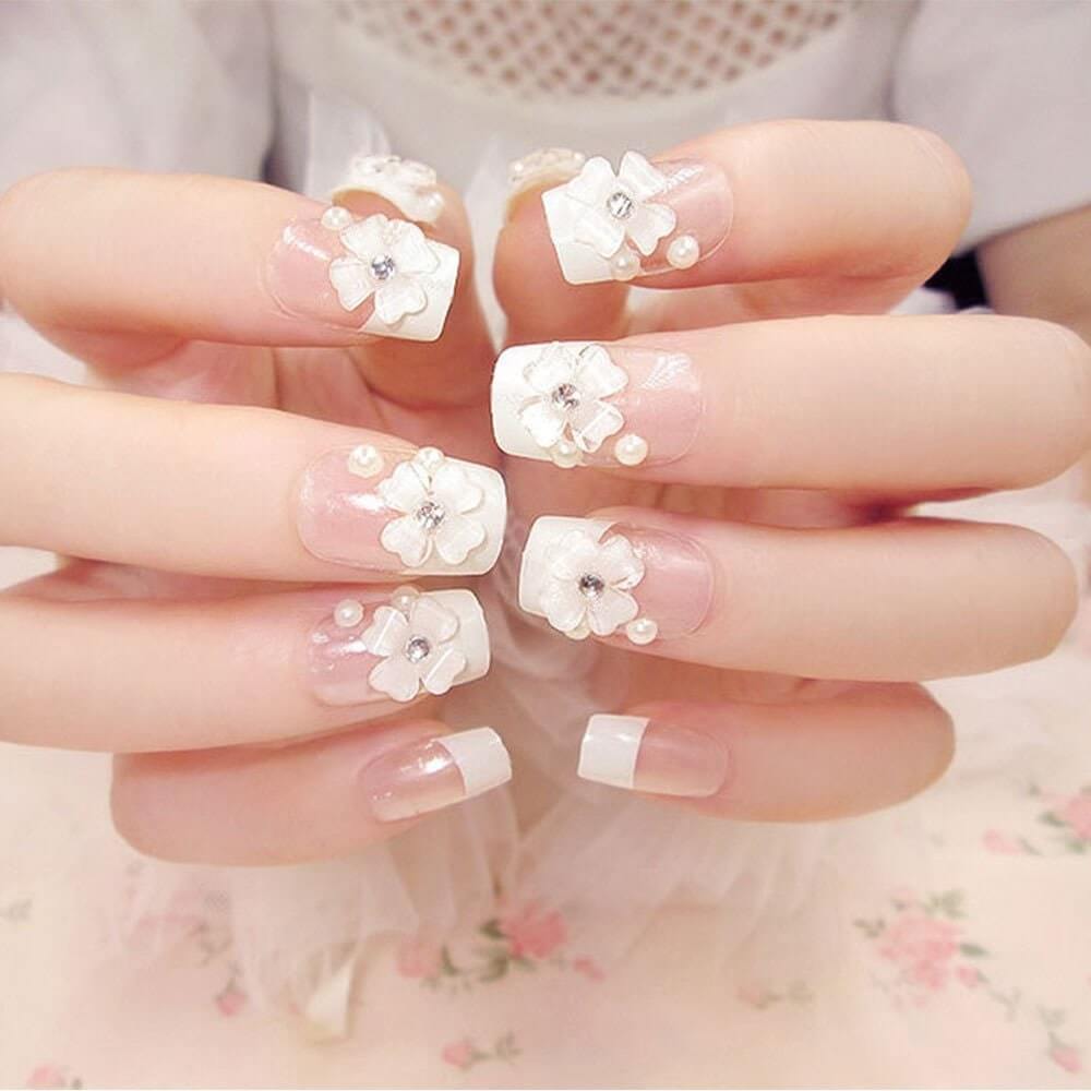 Các mẫu nail vẽ hoa đơn giản dễ thương