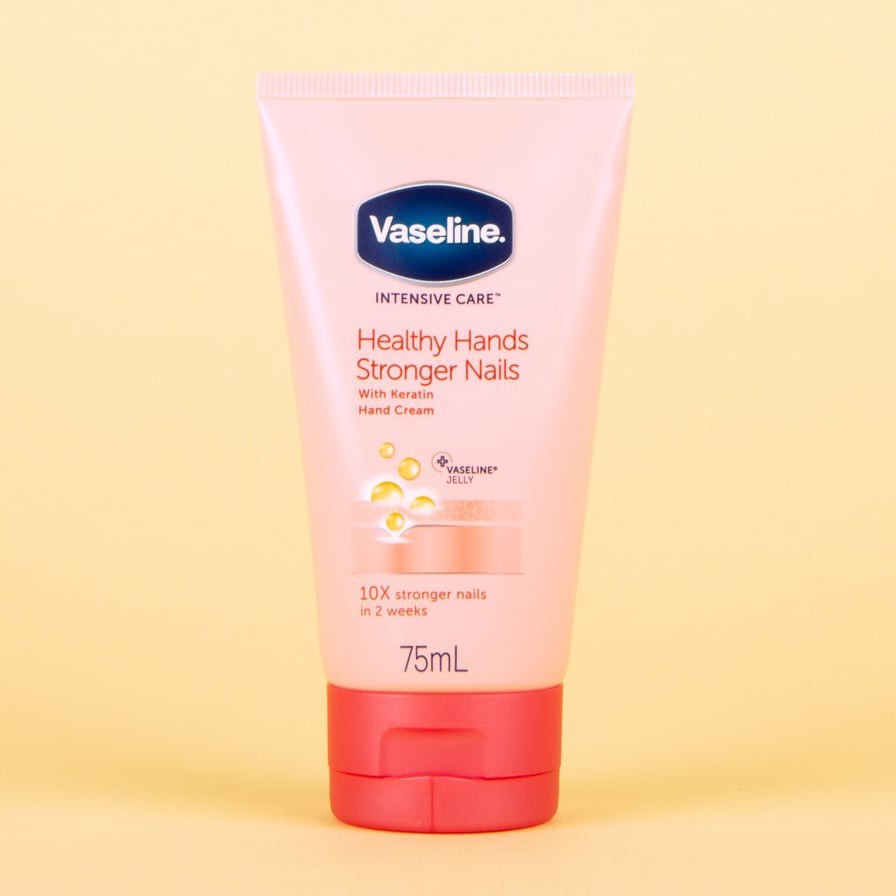 Sản phẩm Vaseline Intensive Care Healthy Hands Stronger Nails
