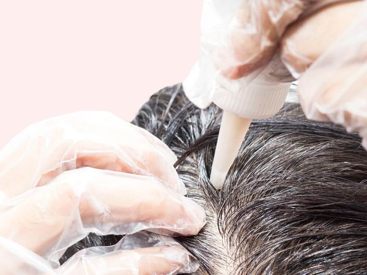 Tóc bị khô sau khi tạo kiểu hoặc nhuộm tẩy