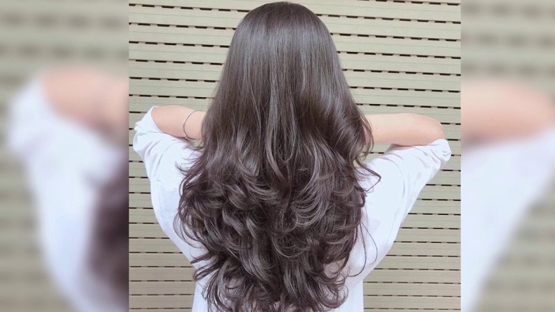 Chia sẻ 53 về mẫu tóc uốn layer nữ  Du học Akina