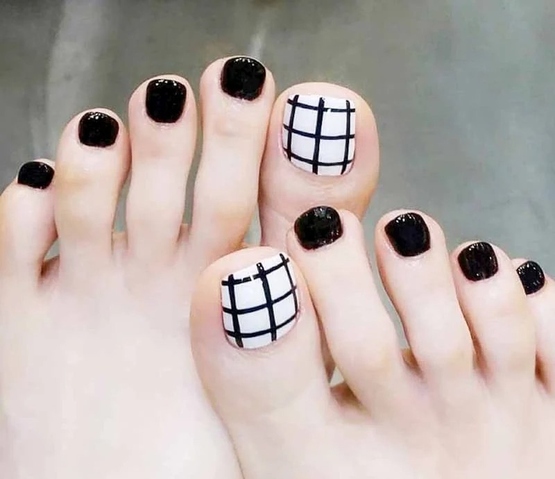 Mẫu nail chân đẹp đơn giản cho học sinh - đẹp365