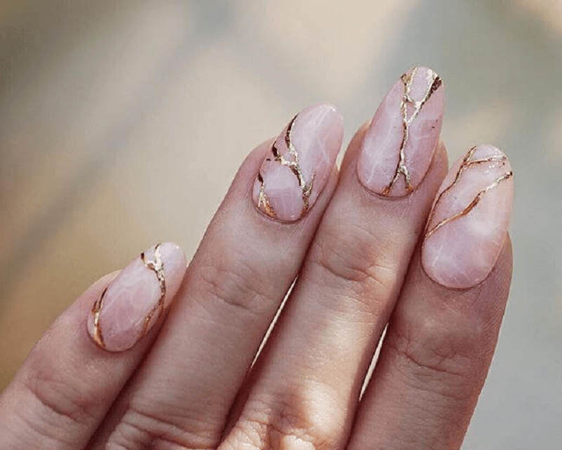 nail vân đá hồng đẹp