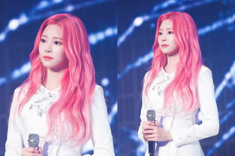 Kiểu tóc màu hồng neon rực rỡ