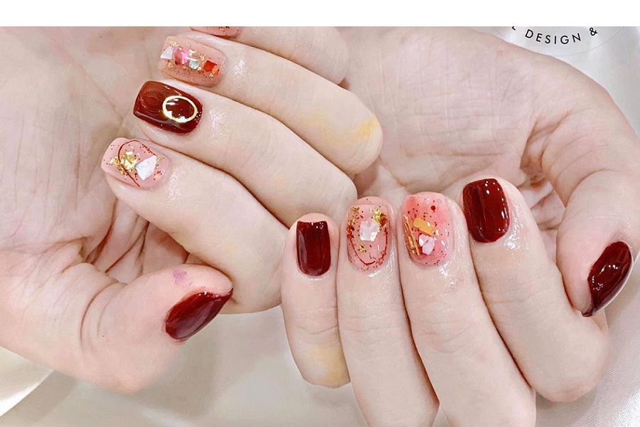 Spa dịch vụ làm nail trang trí hoa khô xà cừ cho móng tay chân tb đẹp giá  rẻ hcm