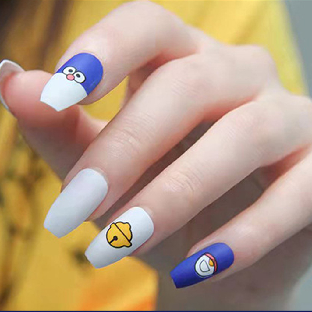 mẫu nail hoạt hình Doraemon ngộ nghĩnh