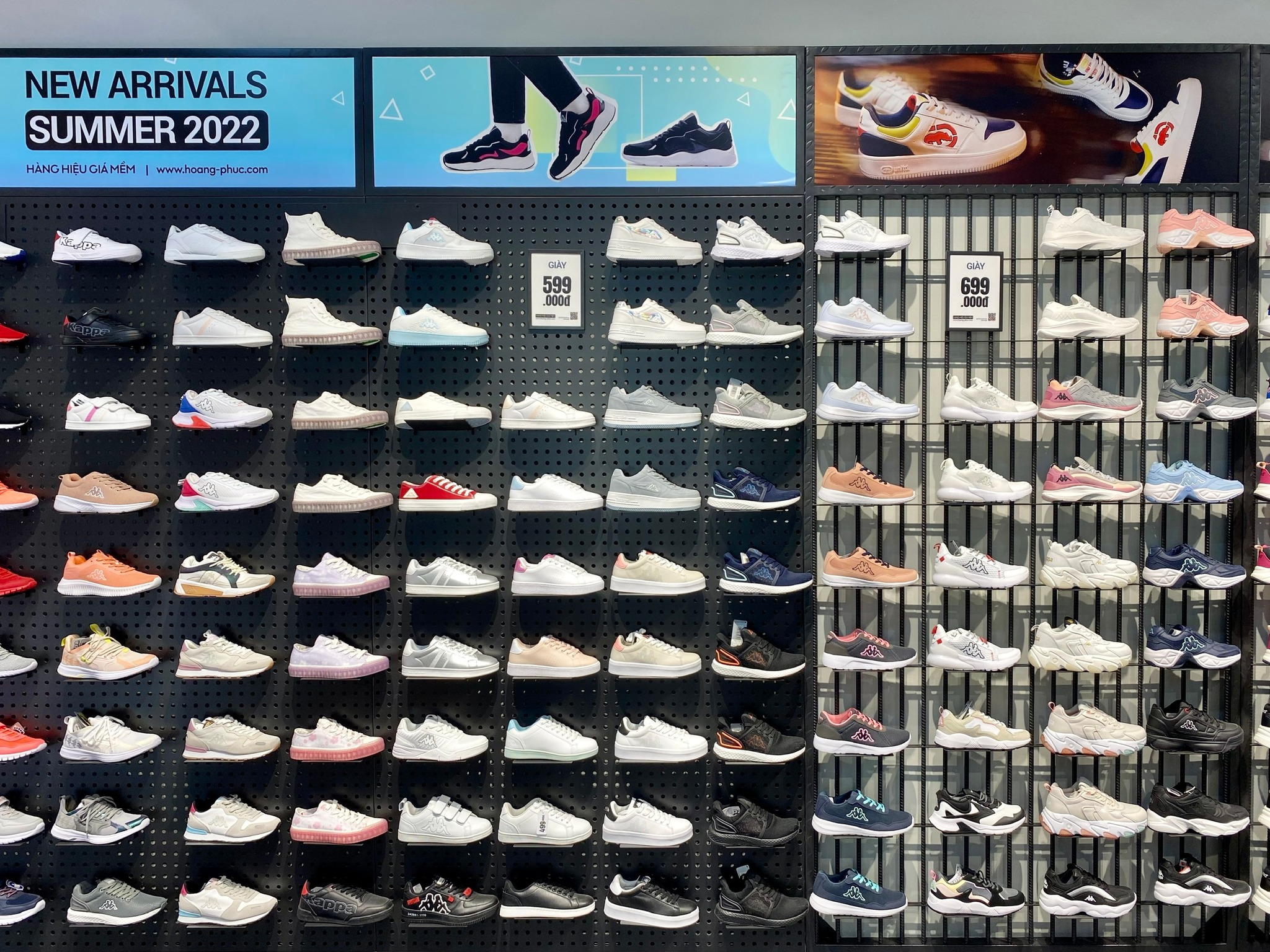 shop giày sneaker TPHCM