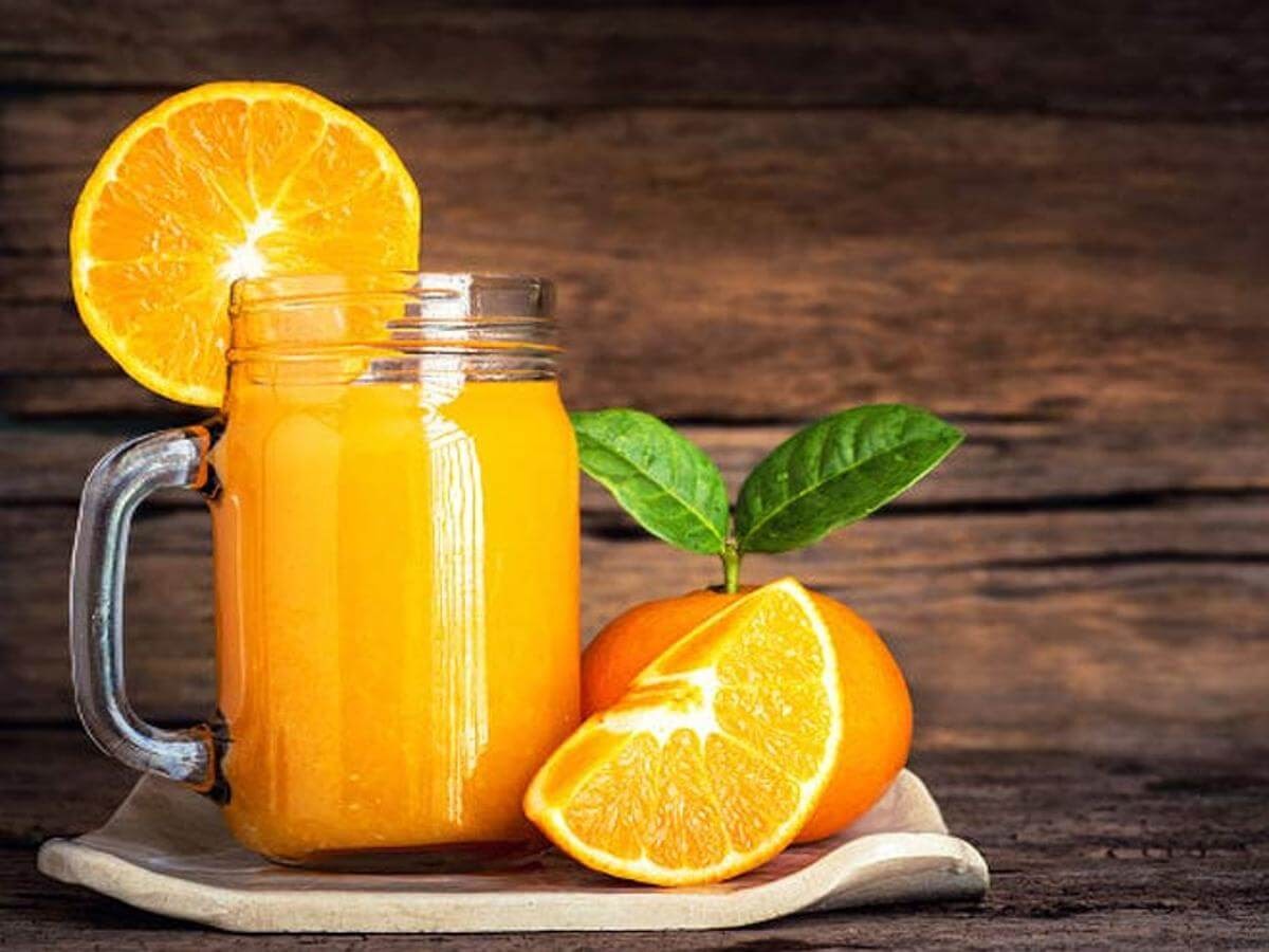Uống nước giảm cân - nước ép cam