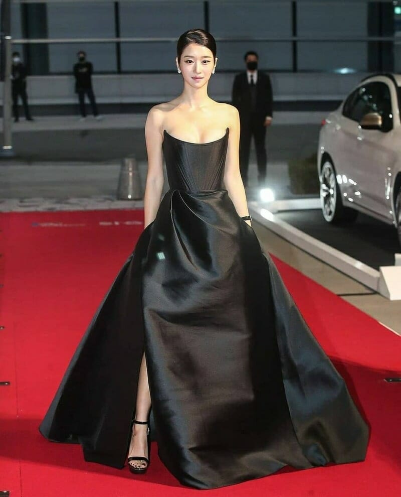 Đầm dạ hội Hàn Quốc đẹp