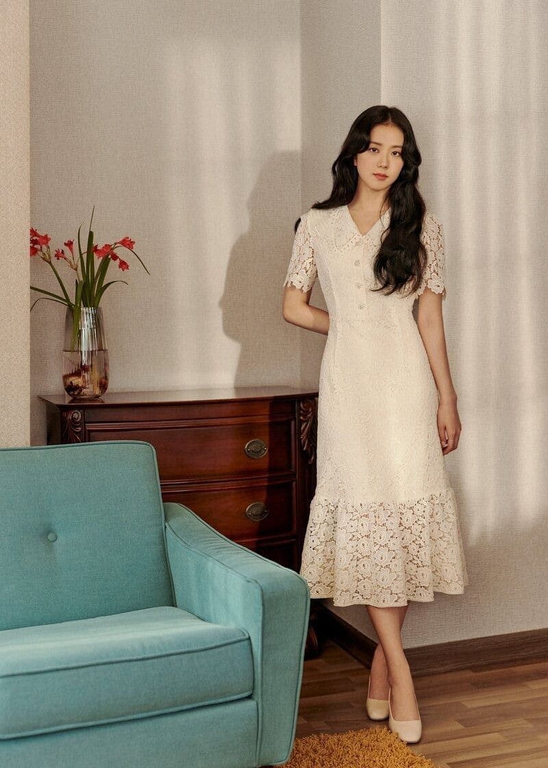 BST những mẫu váy trắng đẹp nữ tính và thanh lịch của Jisoo Blackpink   Đẹp365